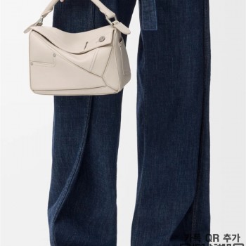 로에베 LOEWE 24CM 퍼즐백 062324