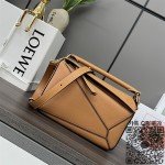 로에베 LOEWE 24CM 퍼즐백 062324