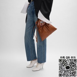 셀린느 신상 크리스탈 파우치백 123662