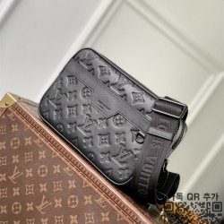루이비통 알파 메신저 모노그램 쉐도우 블랙 남자 메신저백 26 x 17 x 5