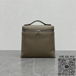 로로피아나 L23.5 엑스트라 포켓 백팩 카프스킨