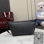 구찌 구찌 모노그램 자카드 렉탱귤러 파우치 875159