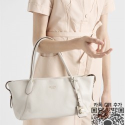 프라다 여성 라지 가죽 토트백 1BG661