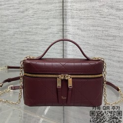 디올 트리아농 소프트 베니티백 미니