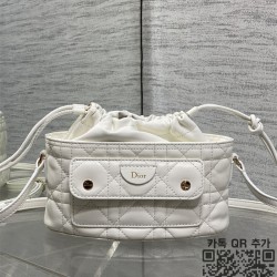 디올 신상 트레블 미니버킷백 S2426