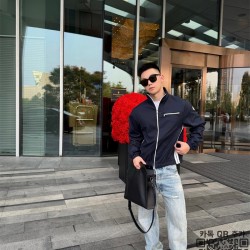 몽클레어 집업자켓