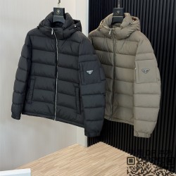 프라다 패딩 남성용 거위털